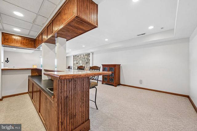 23021 WILD HUNT DR, Gaithersburg, MD 20882