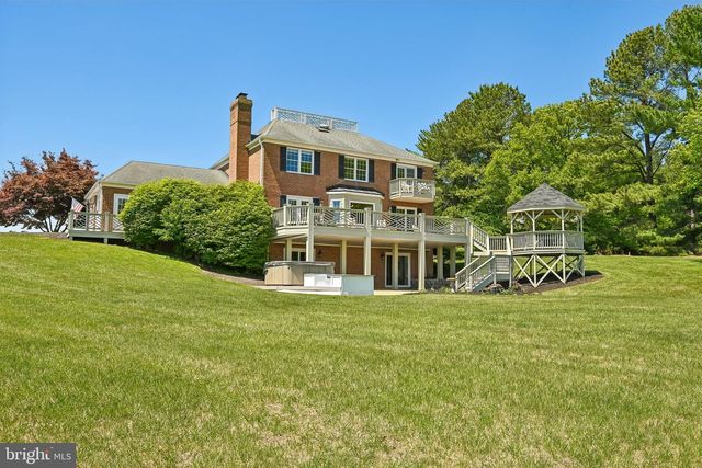 23021 WILD HUNT DR, Gaithersburg, MD 20882