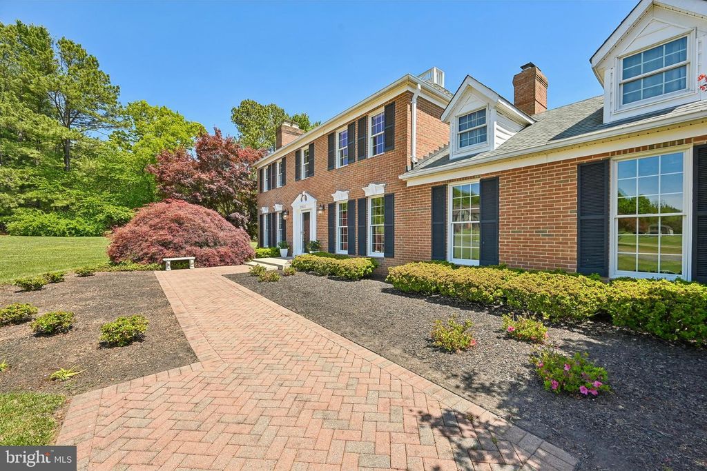 Image 115 of property listing at 23021 WILD HUNT DR, Gaithersburg, MD 20882