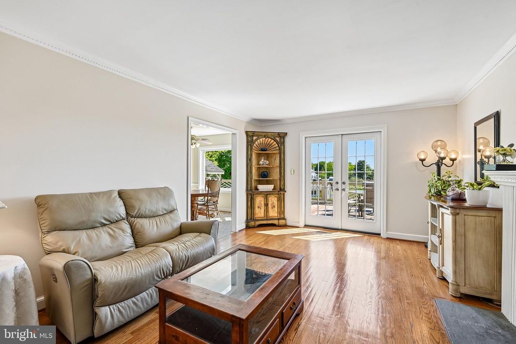 Image 26 of property listing at 23021 WILD HUNT DR, Gaithersburg, MD 20882