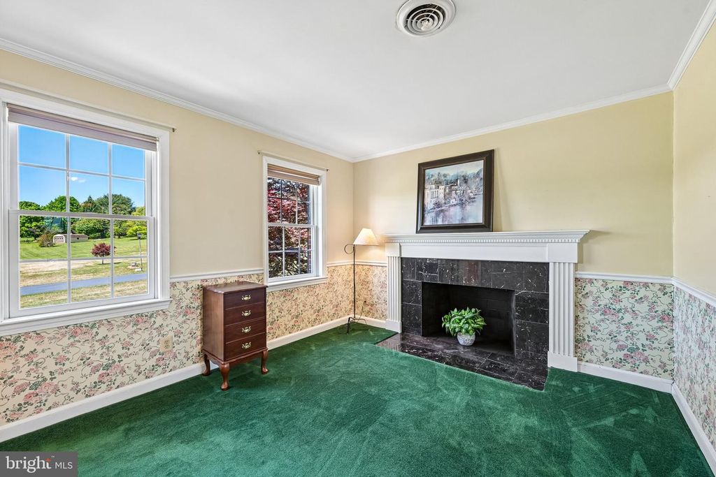 Image 40 of property listing at 23021 WILD HUNT DR, Gaithersburg, MD 20882