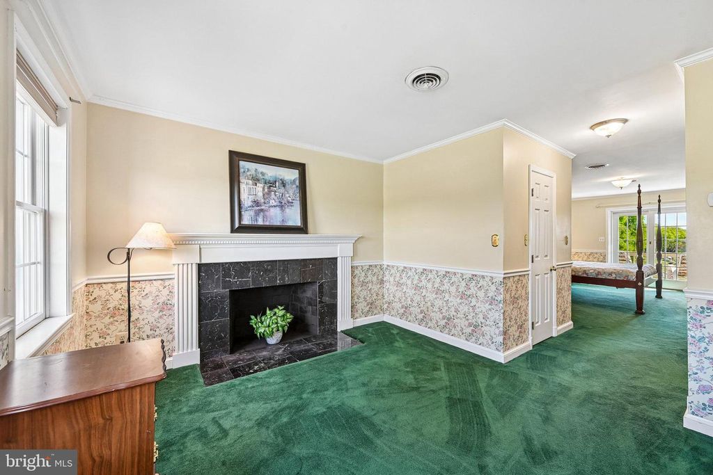 Image 42 of property listing at 23021 WILD HUNT DR, Gaithersburg, MD 20882