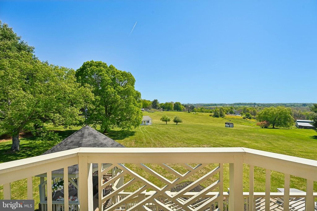 Image 79 of property listing at 23021 WILD HUNT DR, Gaithersburg, MD 20882