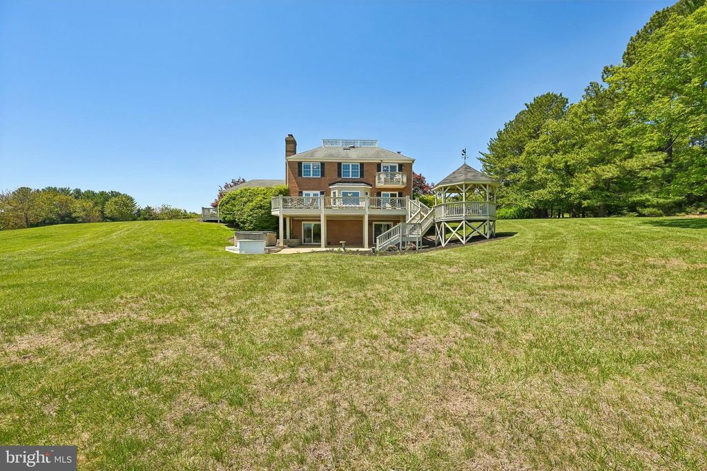 Image 82 of property listing at 23021 WILD HUNT DR, Gaithersburg, MD 20882