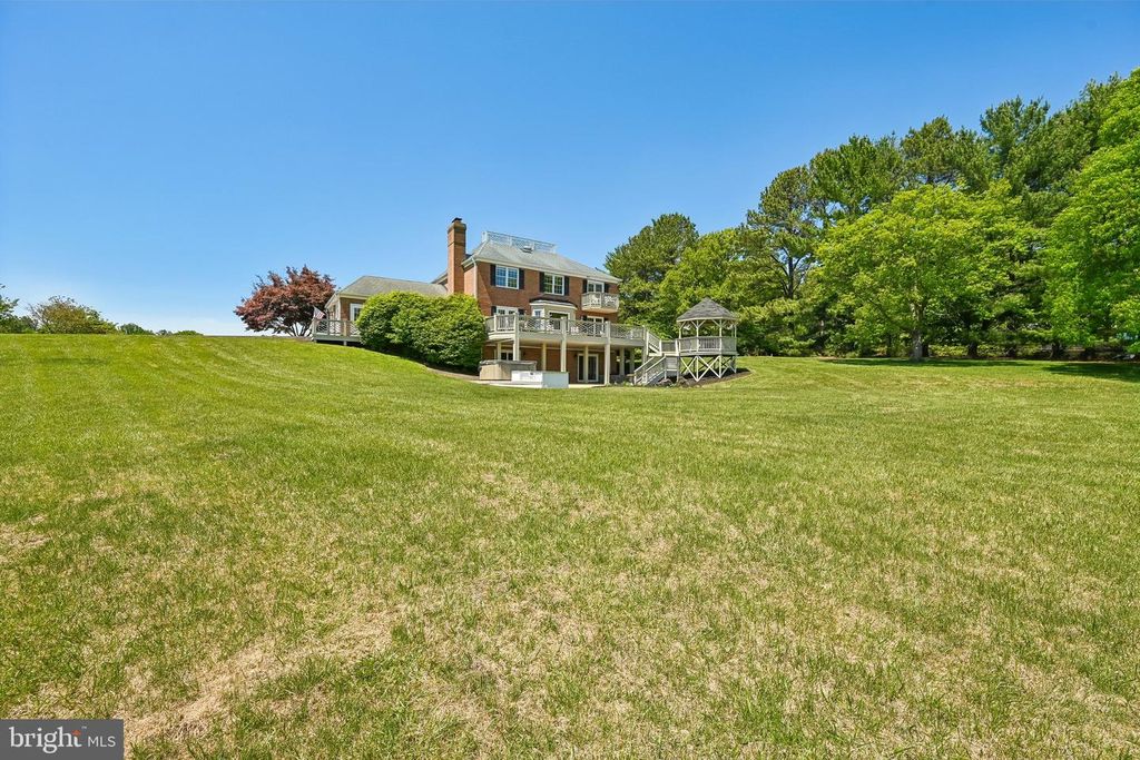 Image 86 of property listing at 23021 WILD HUNT DR, Gaithersburg, MD 20882