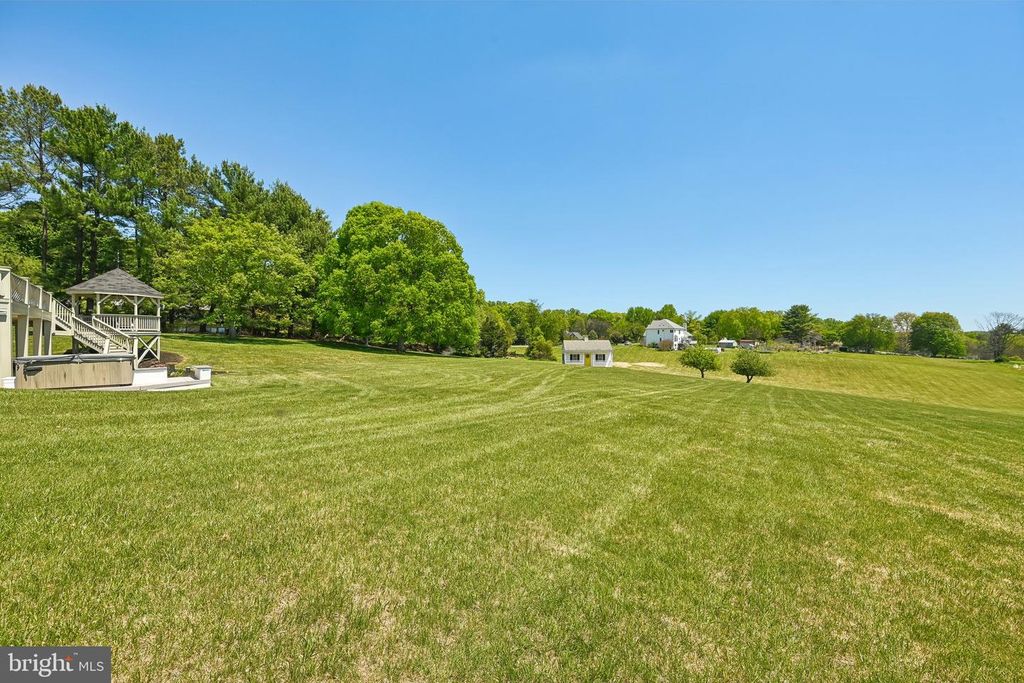 Image 88 of property listing at 23021 WILD HUNT DR, Gaithersburg, MD 20882