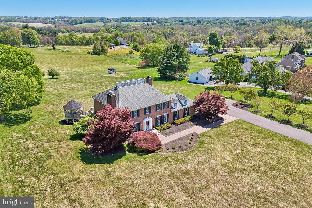 Image 89 of property listing at 23021 WILD HUNT DR, Gaithersburg, MD 20882