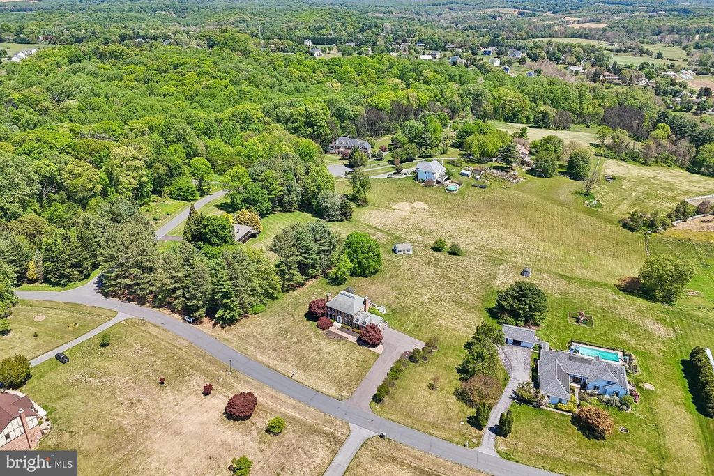 Image 94 of property listing at 23021 WILD HUNT DR, Gaithersburg, MD 20882