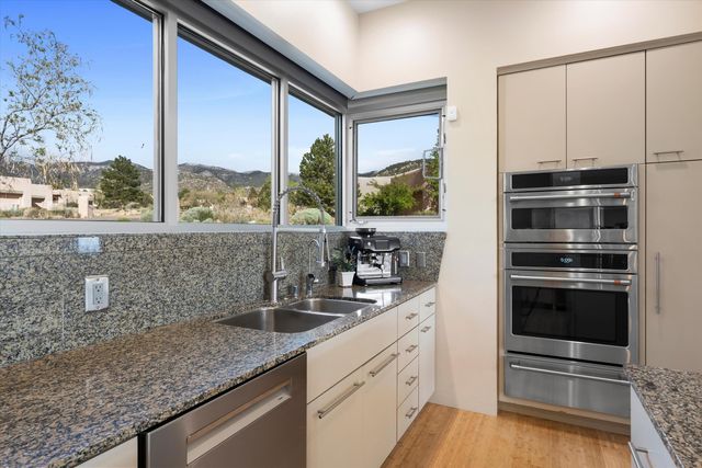 13412 Osage Orange Road NE, Albuquerque, NM 87111