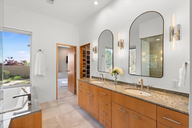 13412 Osage Orange Road NE, Albuquerque, NM 87111