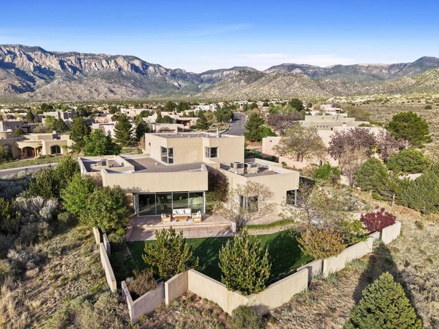 13412 Osage Orange Road NE, Albuquerque, NM 87111
