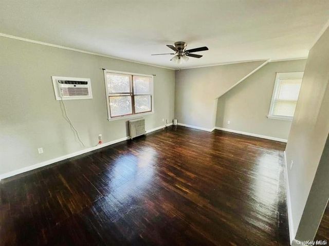 66 Folsom Avenue, Huntington Station, NY 11746