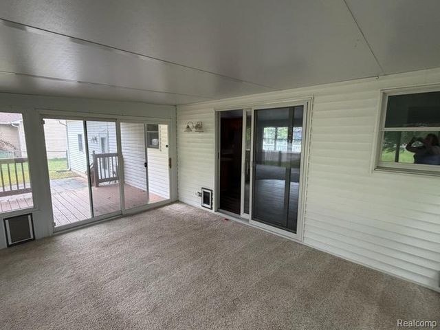 1190 Kettering Street, Burton, MI 48509