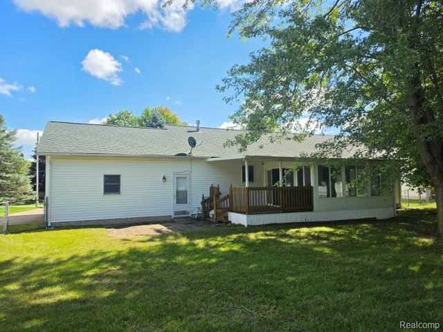 1190 Kettering Street, Burton, MI 48509