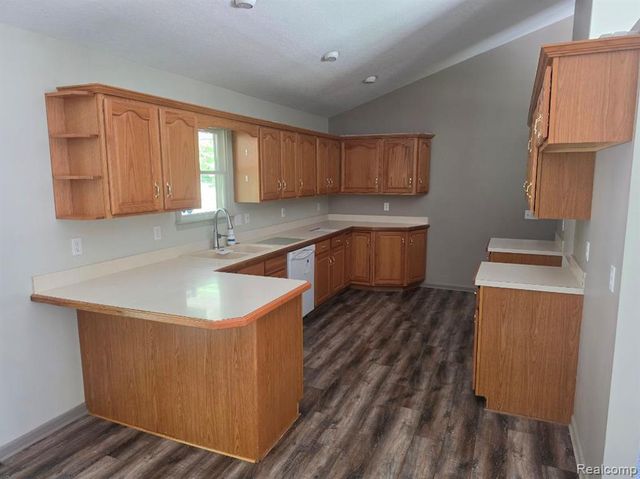 1190 Kettering Street, Burton, MI 48509