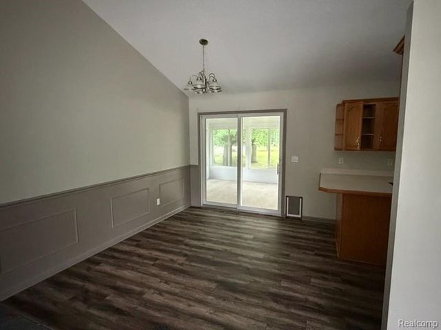 1190 Kettering Street, Burton, MI 48509