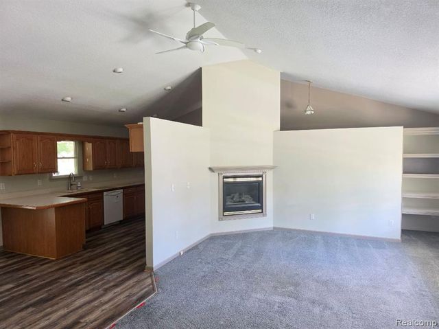 1190 Kettering Street, Burton, MI 48509