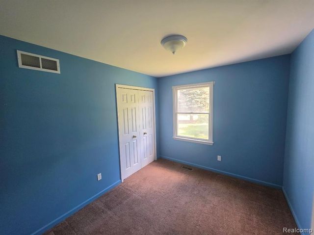 1190 Kettering Street, Burton, MI 48509