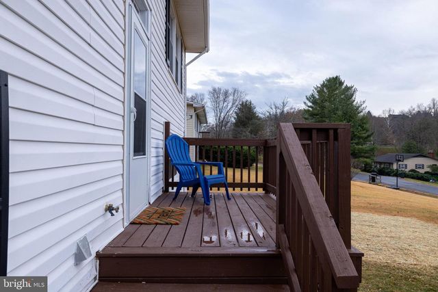 126 WELSH PARK PL, Lexington, VA 24450