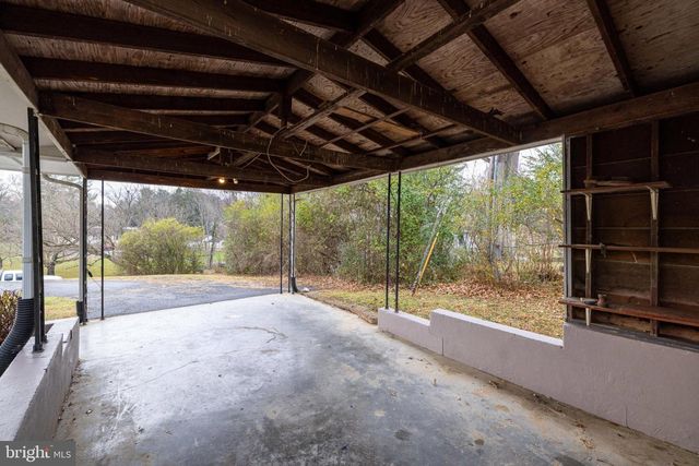 126 WELSH PARK PL, Lexington, VA 24450