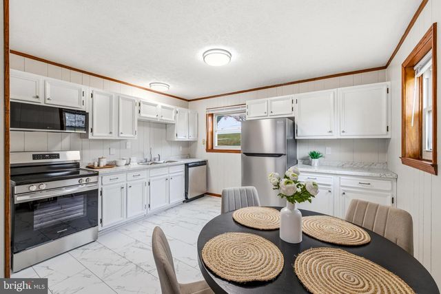 126 WELSH PARK PL, Lexington, VA 24450