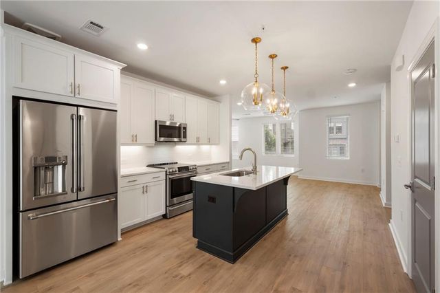 388 Pratt SE Drive 2113, Atlanta, GA 30315