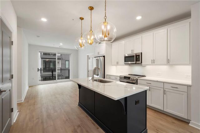 388 Pratt SE Drive 2113, Atlanta, GA 30315