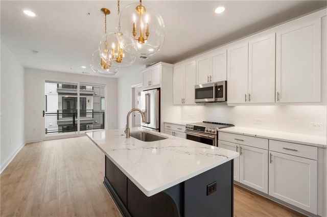 388 Pratt SE Drive 2113, Atlanta, GA 30315