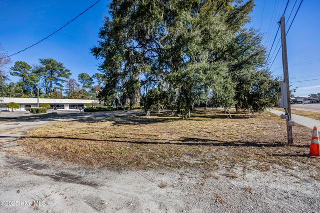 4213 Princess Place Drive, Wilmington, NC 28405