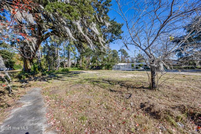 4213 Princess Place Drive, Wilmington, NC 28405