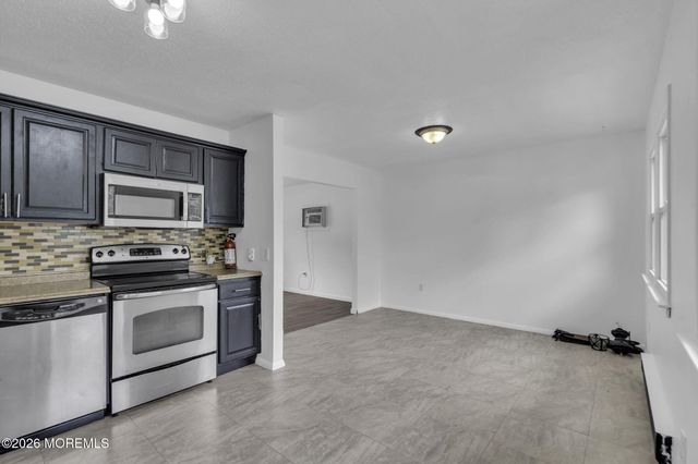102 Buckhorn Lake Court, Little Egg Harbor, NJ 08087