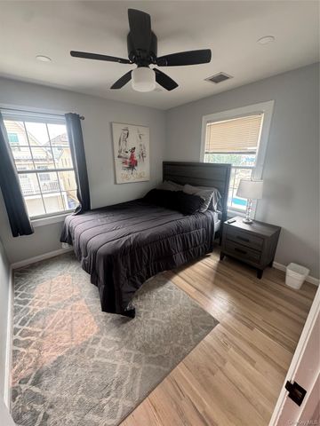 68 Brookline Avenue upper, East Atlantic Beach, NY 11561