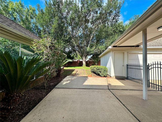 1318 Cedar Terrace Court, Sugar Land, TX 77479