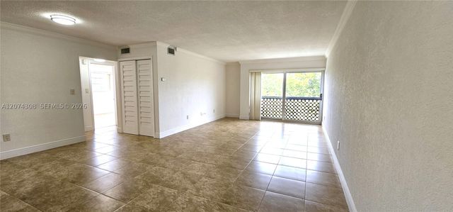 650 Coral Way 404, Coral Gables, FL 33134