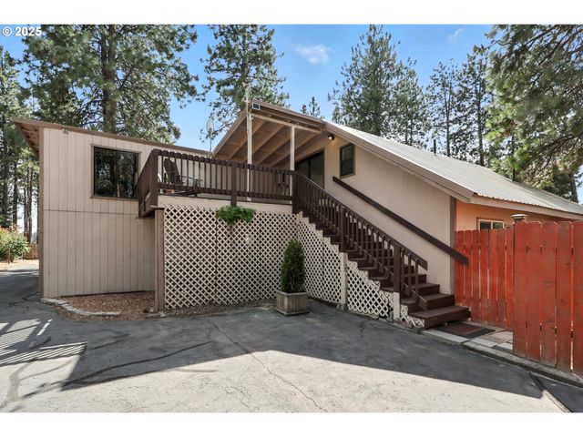 112 N SENTOSA LAKE Rd, Tygh Valley, OR 97063