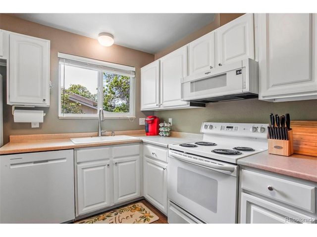 454 W Acoma Dr, Littleton, CO 80120