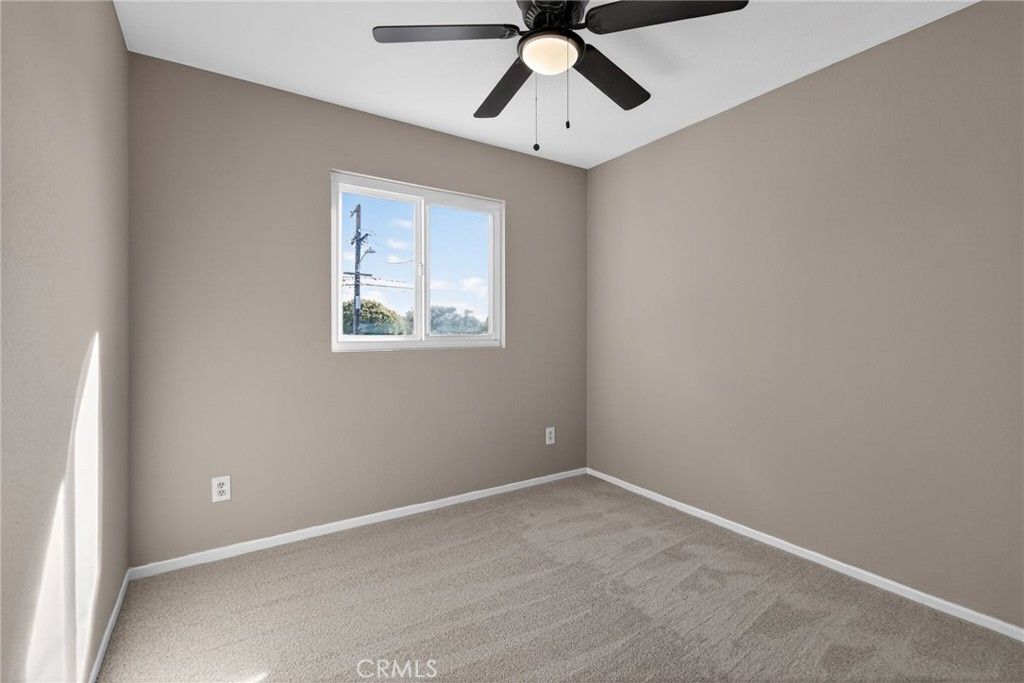 Image 11 of property listing at 509 Rockledge Street, Oceanside, CA 92054