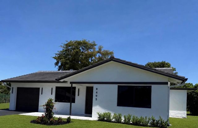 9405 NW 74th Street, Tamarac, FL 33321