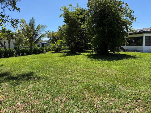 9405 NW 74th Street, Tamarac, FL 33321