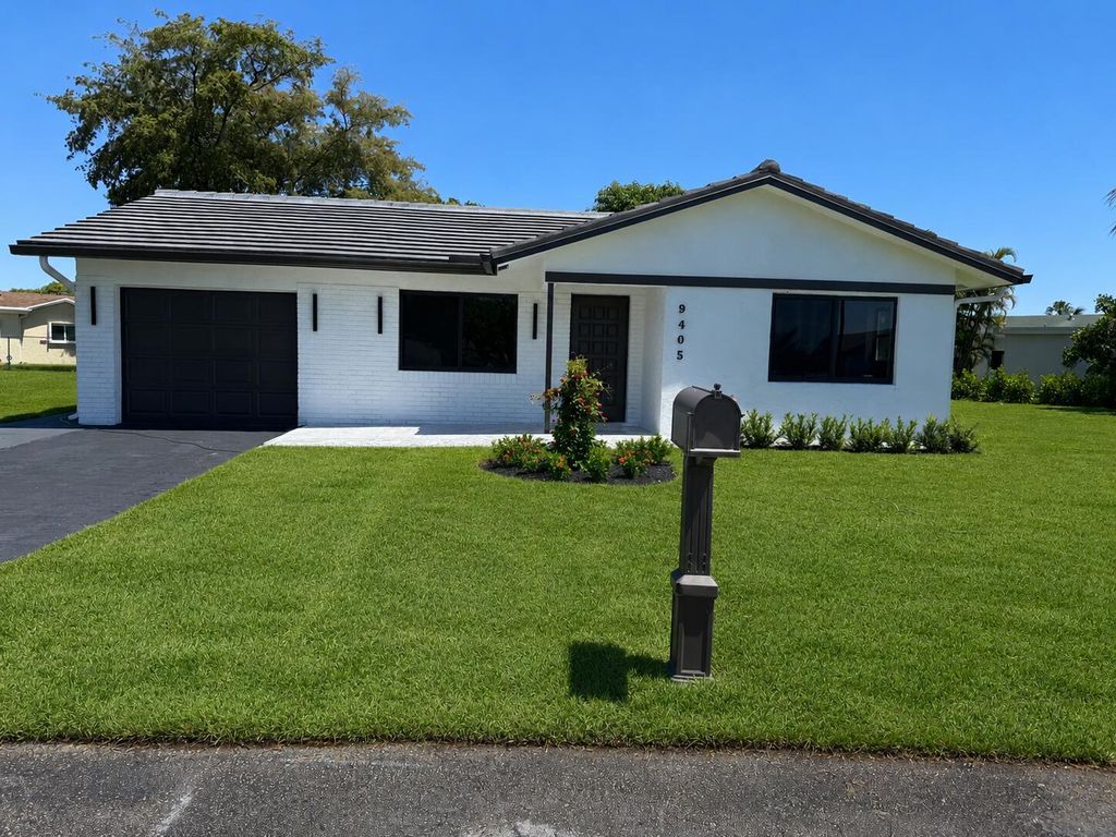 9405 NW 74th Street, Tamarac, FL 33321