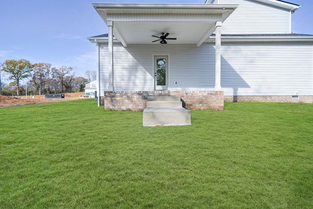 533 N Halifax Ct, Clarksville, TN 37040