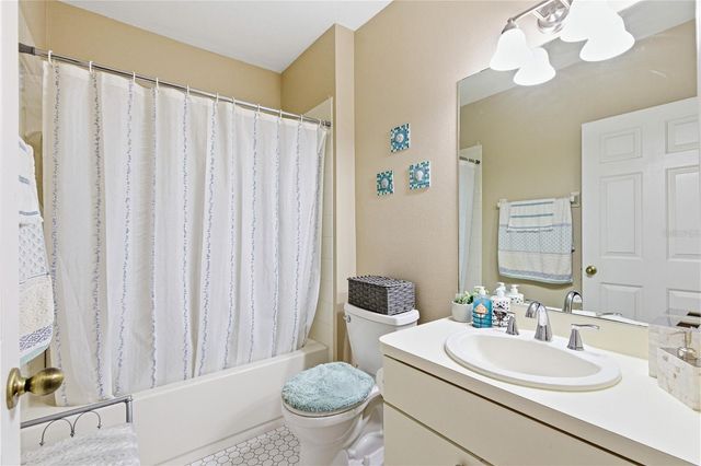 6925 SUMMER HARBOR LANE, Riverview, FL 33578