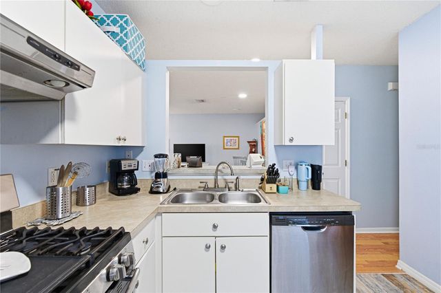 6925 SUMMER HARBOR LANE, Riverview, FL 33578