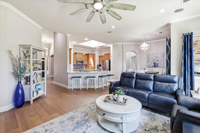 12712 Outlook Avenue, Fort Worth, TX 76244