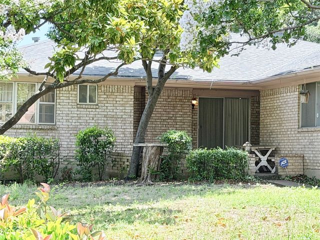 3811 Laurel Canyon Drive, Dallas, TX 75233