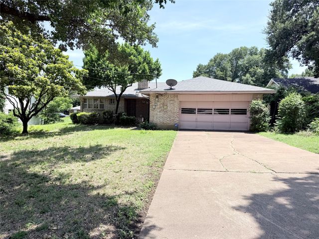 3811 Laurel Canyon Drive, Dallas, TX 75233