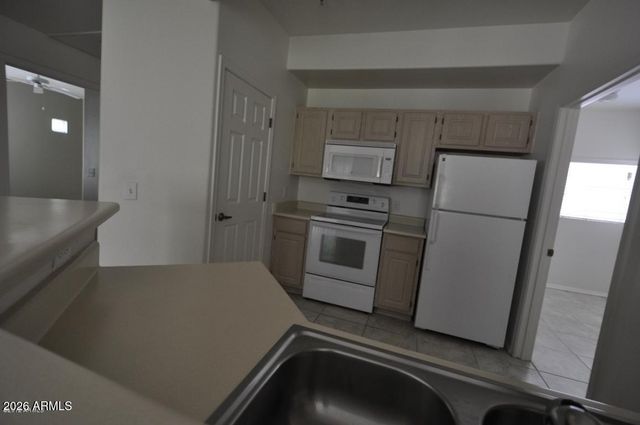 600 W GROVE Parkway 2061, Tempe, AZ 85283