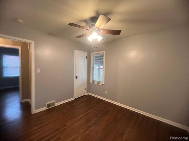 12810 Balsam Street, Southgate, MI 48195