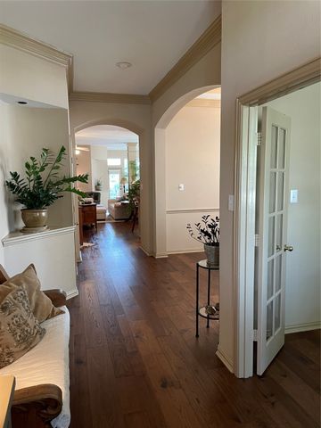 117 Myrtle Creek, Grapevine, TX 76051