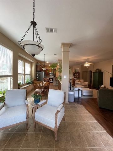 117 Myrtle Creek, Grapevine, TX 76051